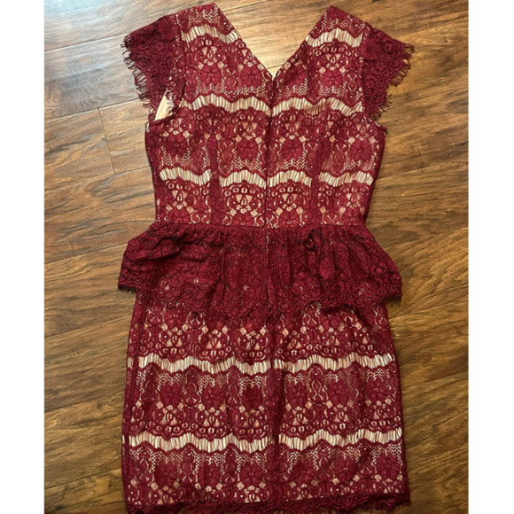Maeve Lace Peplum Dress Burgundy Wine Size Medium – Anthropologie - Picture 3 of 10